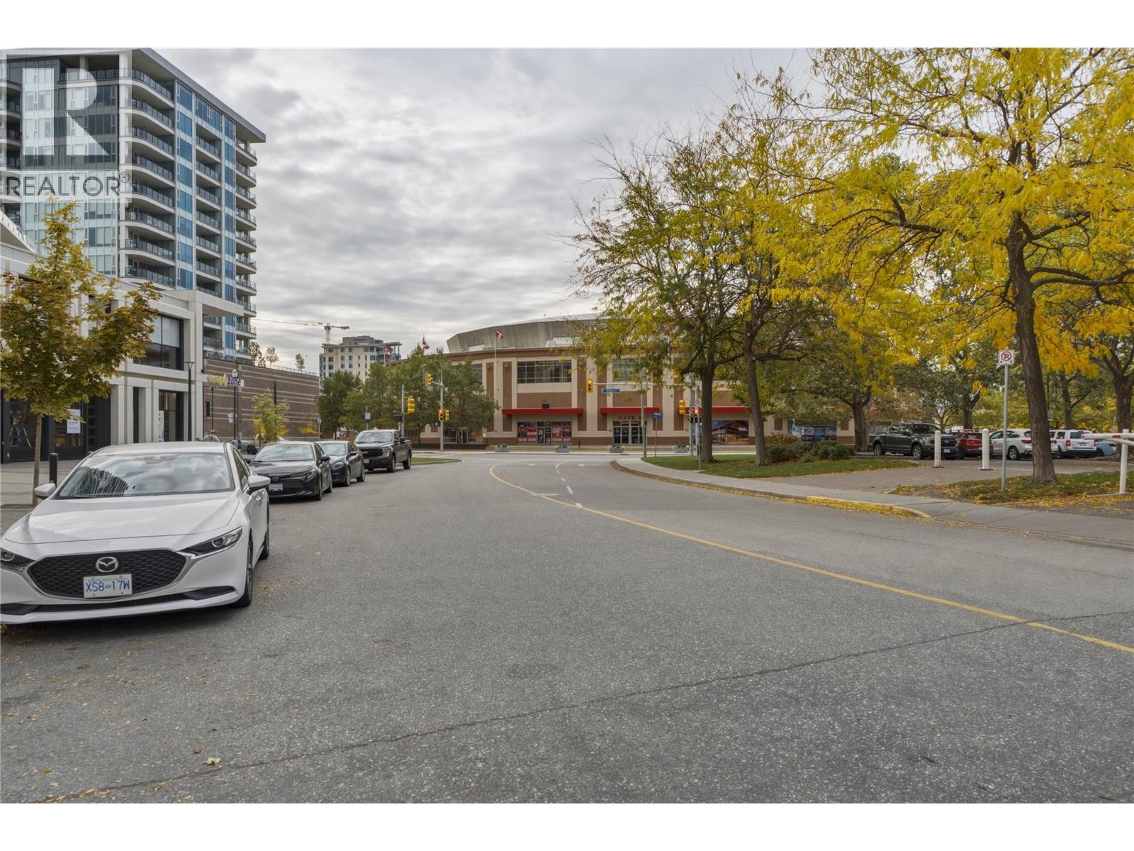 1181 Sunset Drive Unit# 701, Kelowna