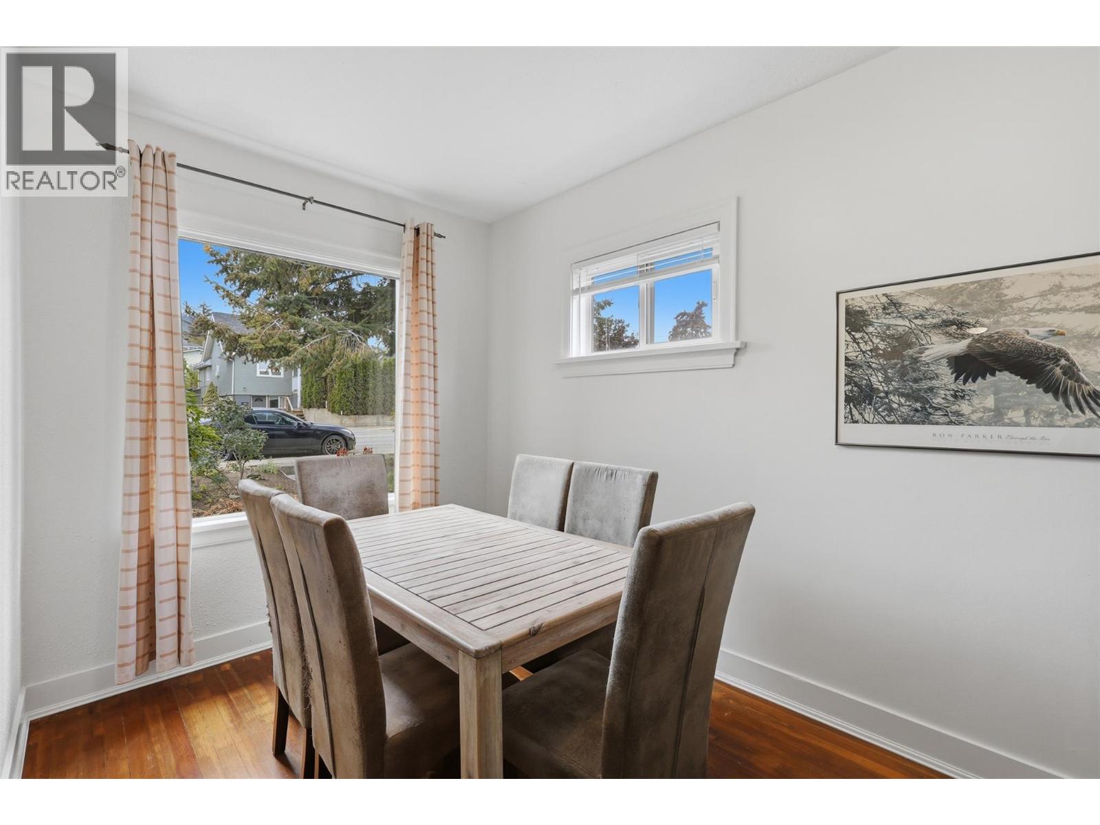 812 Columbia Street - 10