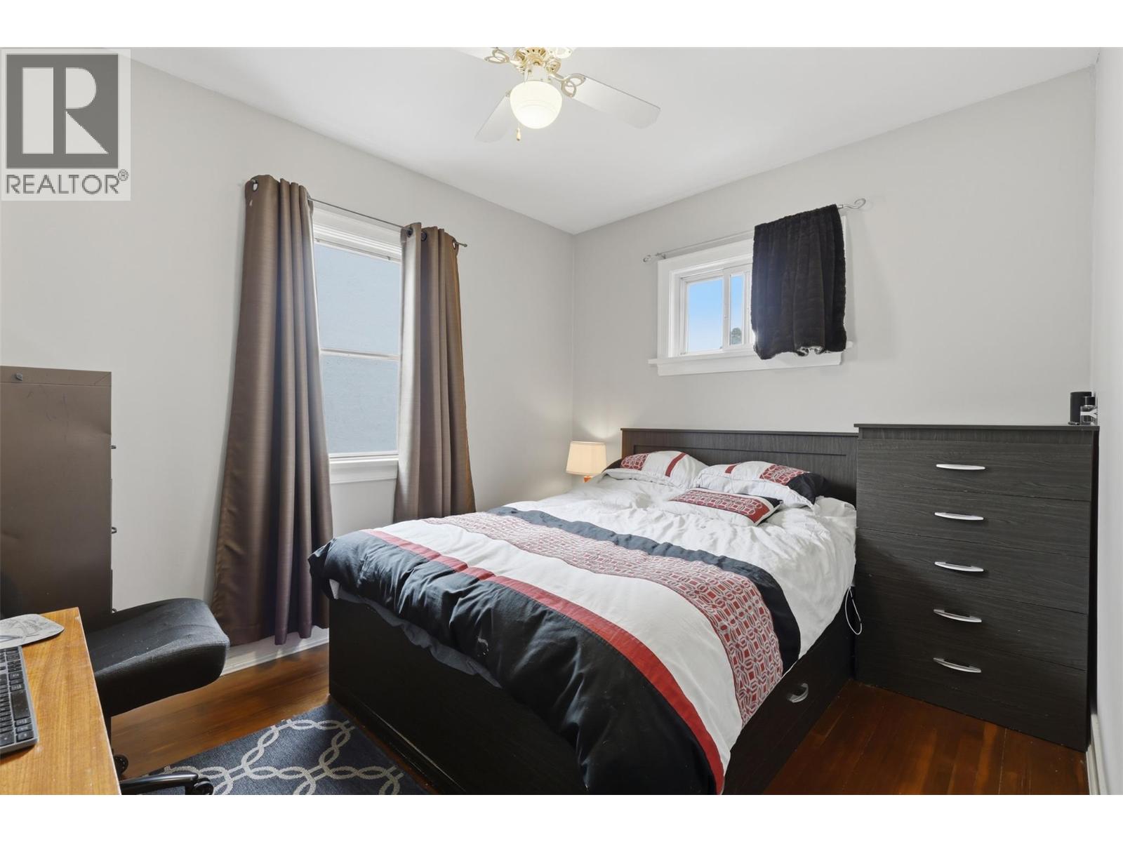 812 Columbia Street - 16