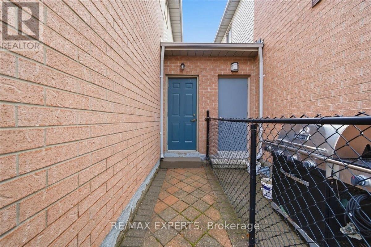 117 Pinedale Gate, Vaughan, ON photo 29