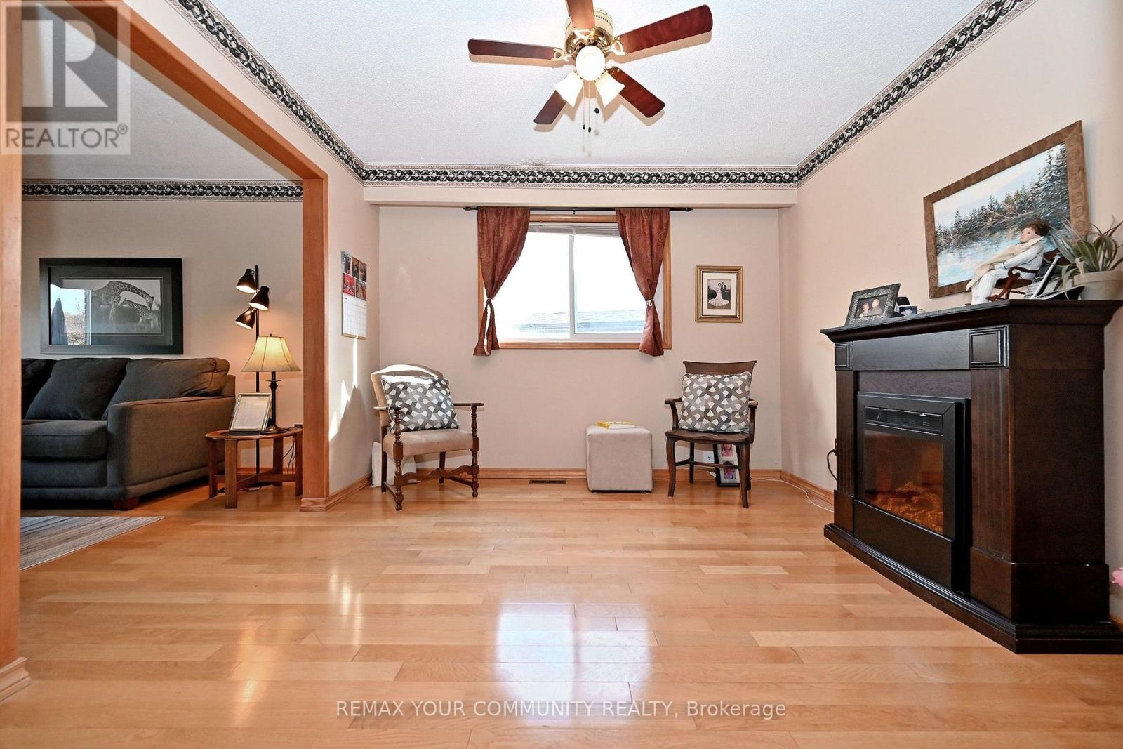85 FRED COOK DRIVE, Bradford West Gwillimbury (Bradford) — photo 6