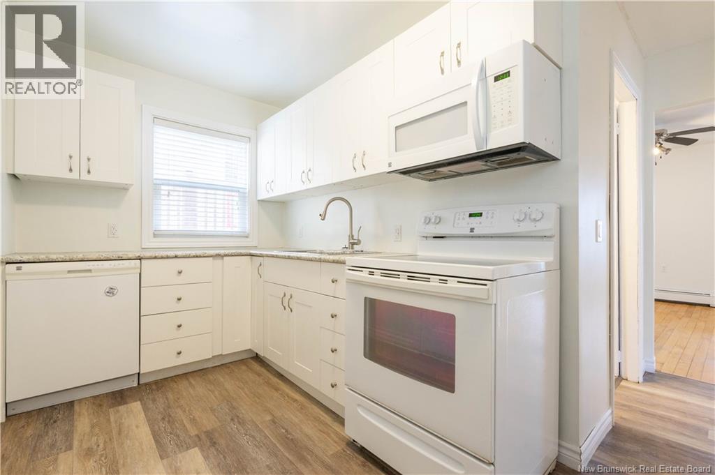 31 Topeka Street - 13