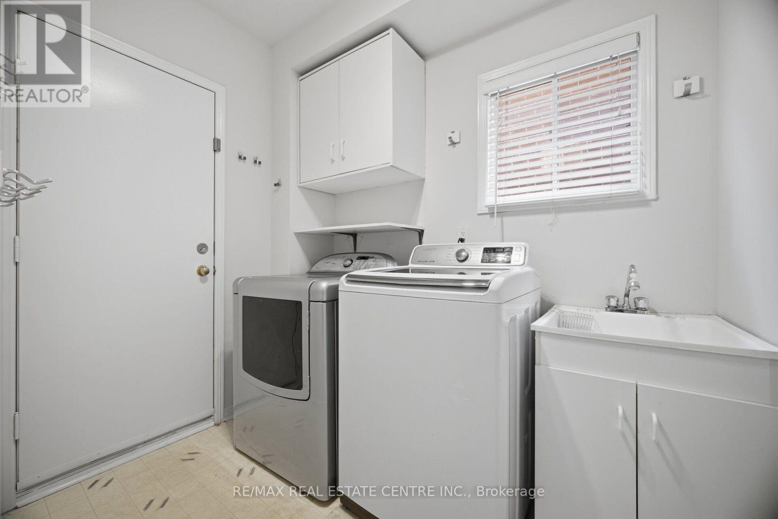 3727 Althorpe Circle — photo 27