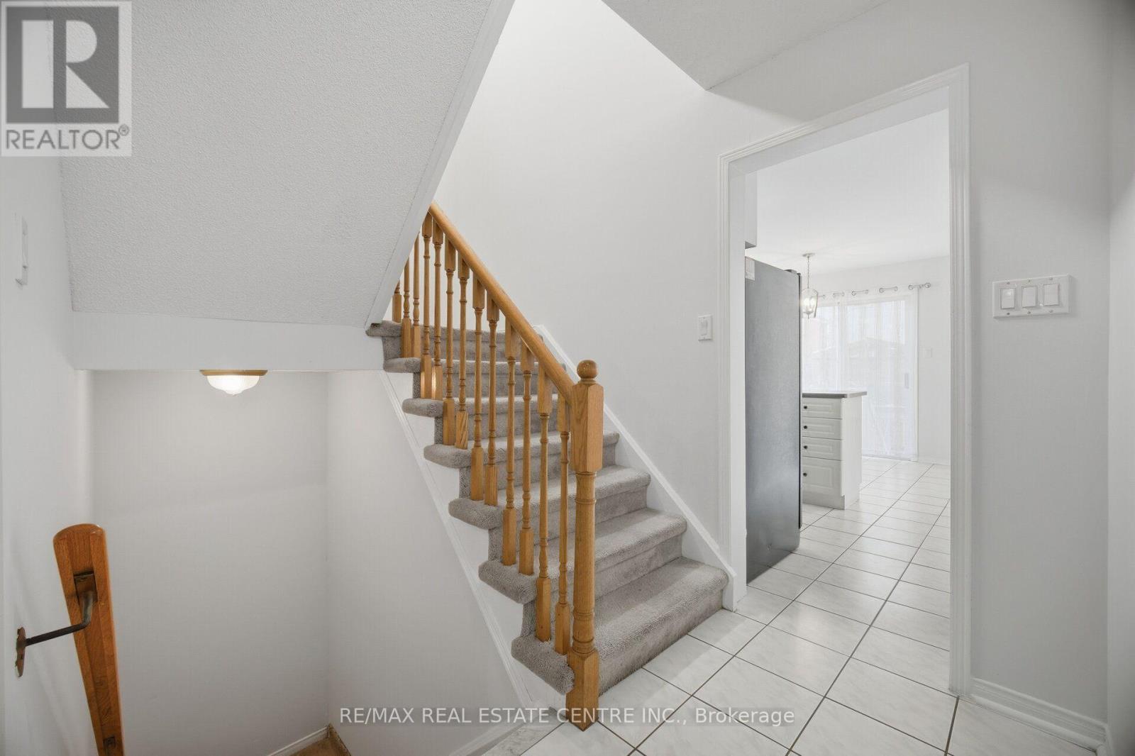 3727 Althorpe Circle — photo 28