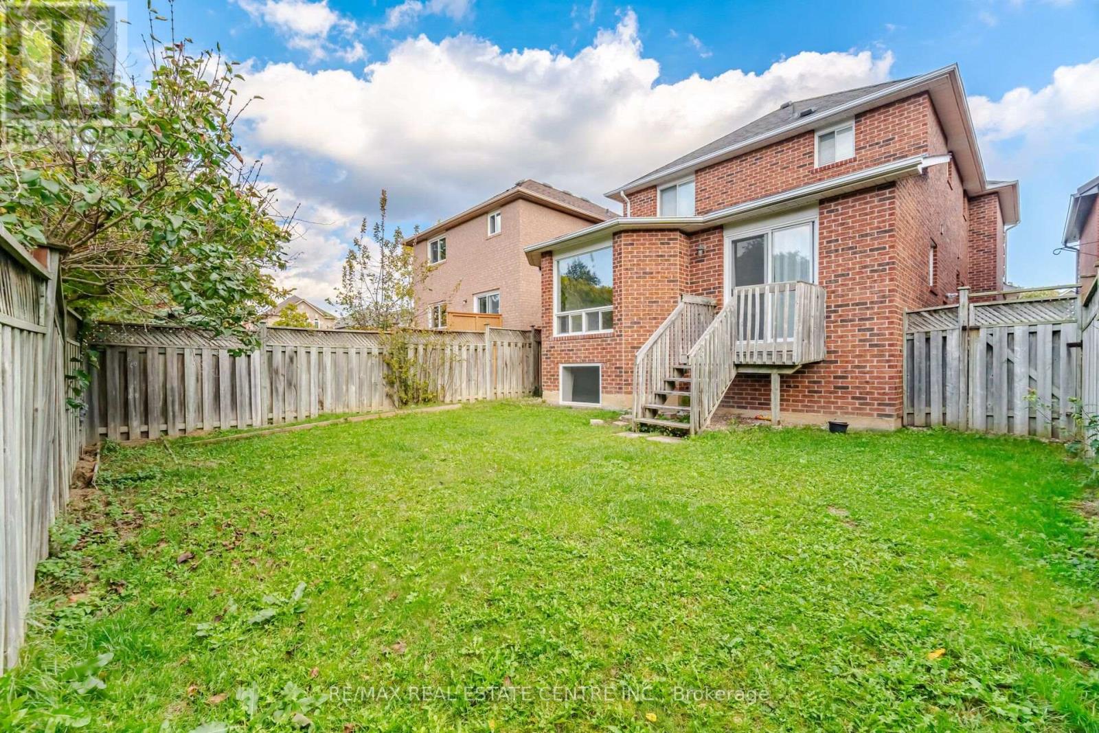 3727 Althorpe Circle — photo 47