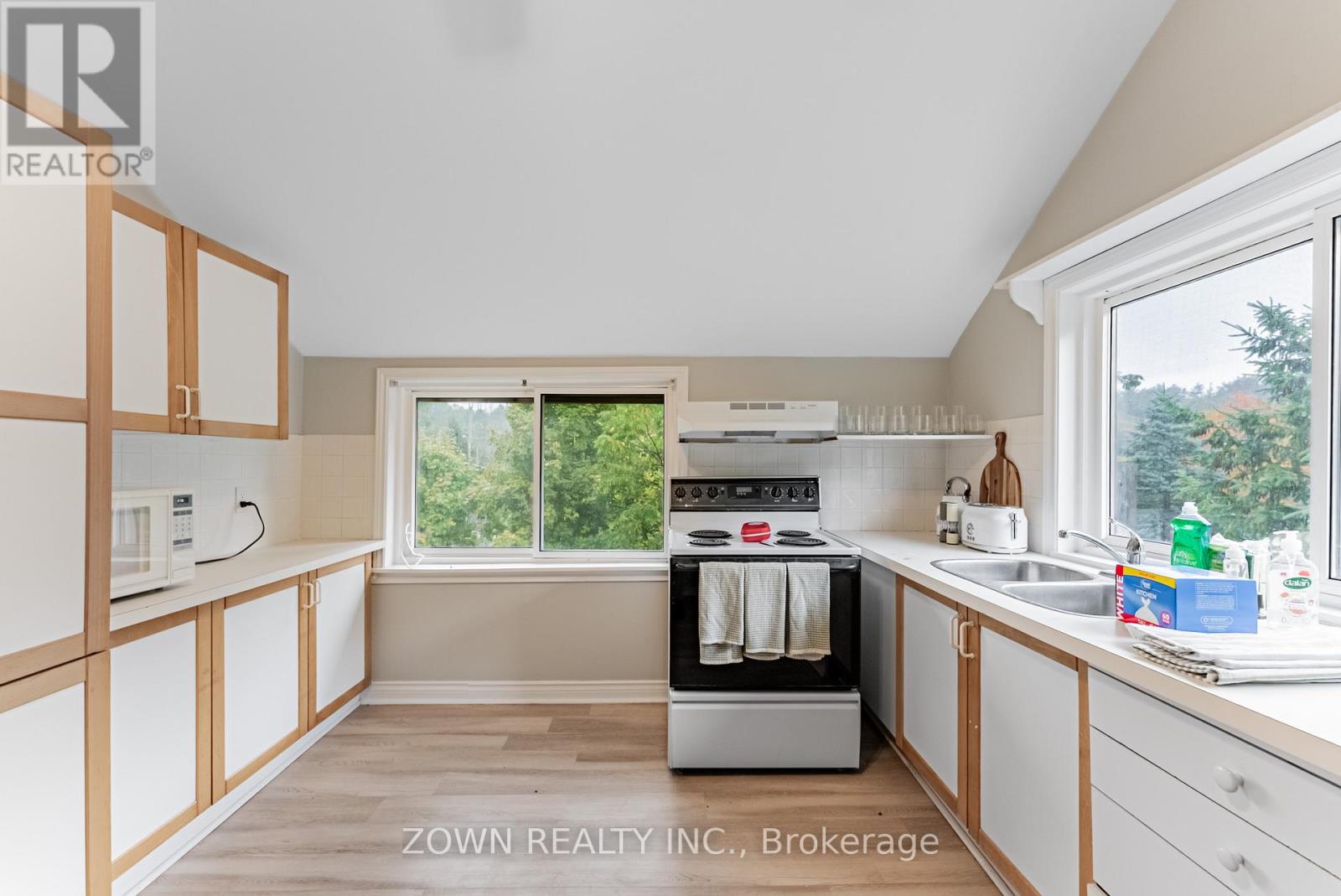 UPPER - 17277 OLD MAIN STREET, Caledon — photo 10