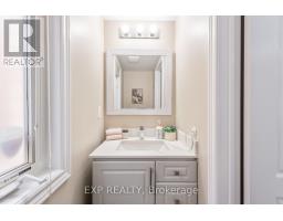 Bathroom - 141 Weston Drive, Milton, ON L9T0V6 Photo 11