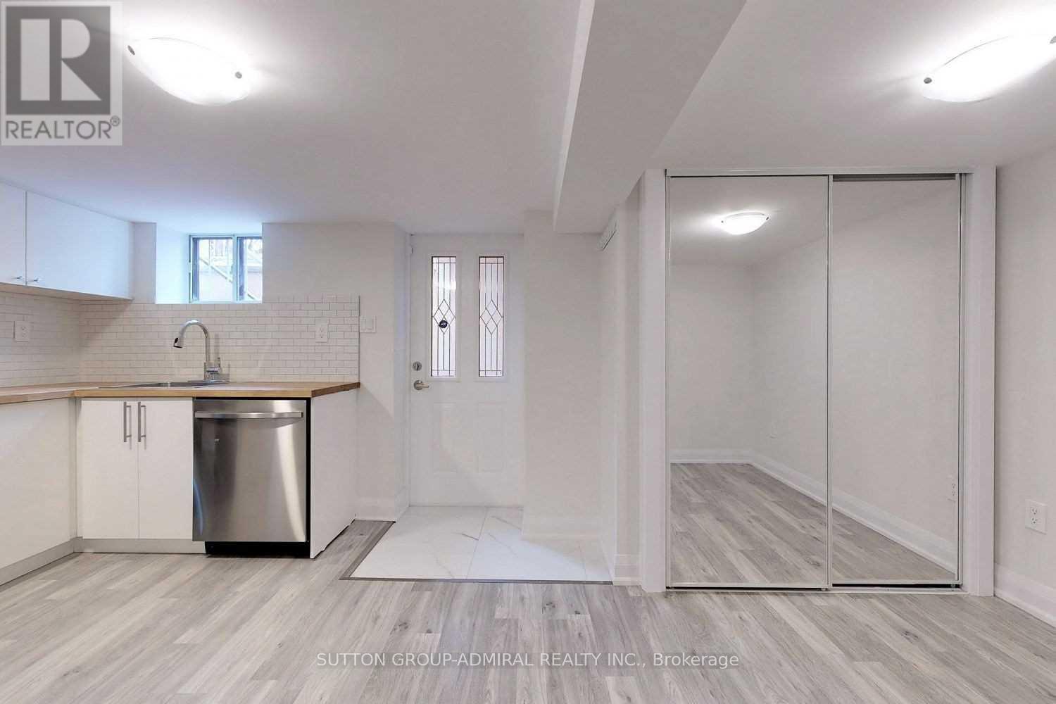 LOWER - 126 ARMSTRONG AVENUE, Toronto (Dovercourt-Wallace Emerson-Junction) — photo 8