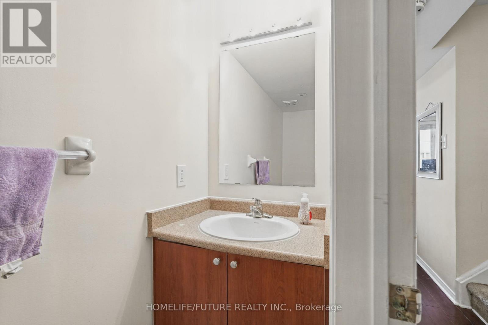 4975 Southampton Drive — photo 13
