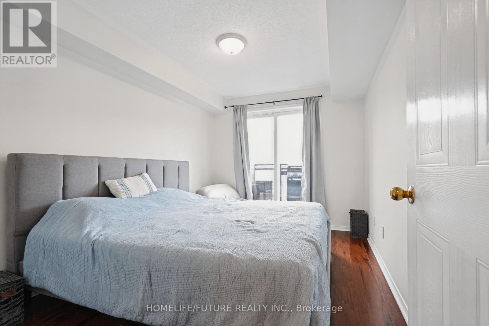 4975 Southampton Drive — photo 17