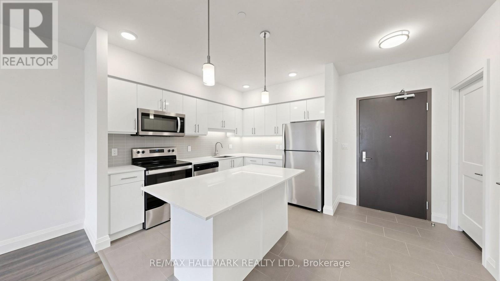 399 Queen Street South — photo 17