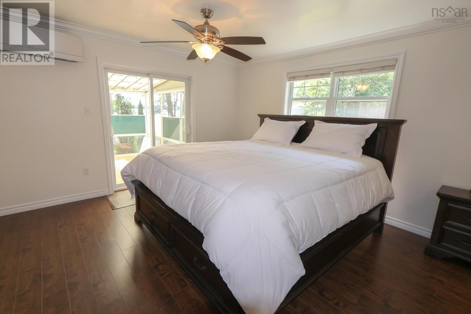 21 Lakeview Road - 17