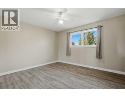 422 8 Street N, Picture Butte, AB T0K1V0 Photo 14