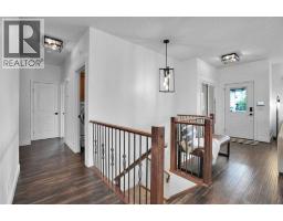 112 Aspen Creek Crescent - photo 5