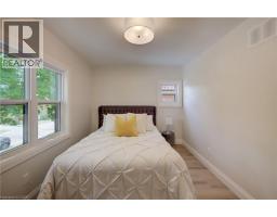 34 Moore Avenue N, Waterloo, ON N2J3E5 Photo 16