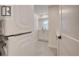 34 Moore Avenue N, Waterloo, ON N2J3E5 Photo 20
