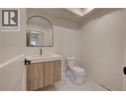 34 Moore Avenue N, Waterloo, ON N2J3E5 Photo 12