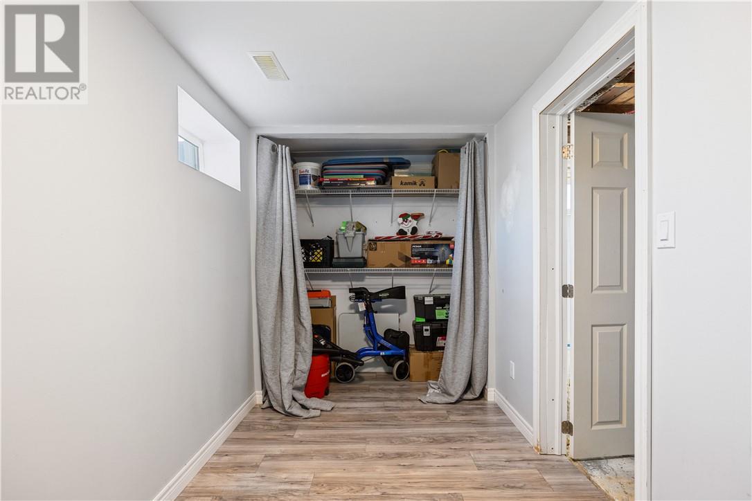 3 Frank Street - 29