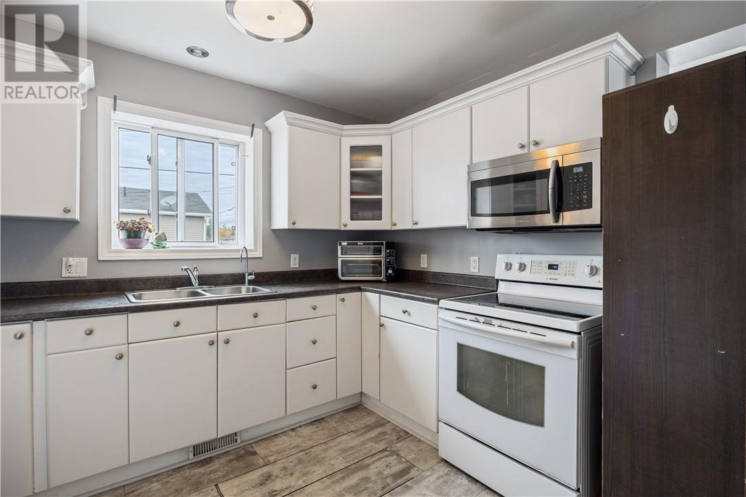 3 Frank Street, Capreol — photo 6