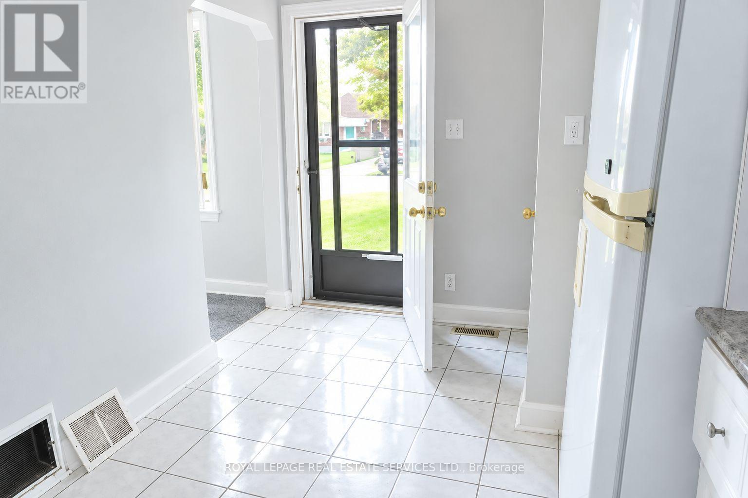 12 Coniston Road — photo 16