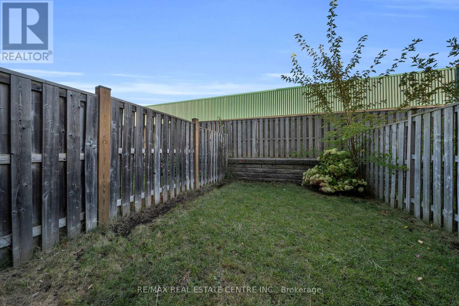 3440 REDPATH CIRCLE - 48