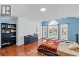5054 Terry Fox Way, Mississauga, ON L5V1R7 Photo 30