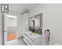 5054 Terry Fox Way, Mississauga, ON L5V1R7 Photo 36