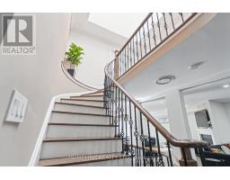 5054 Terry Fox Way, Mississauga, ON L5V1R7 Photo 23