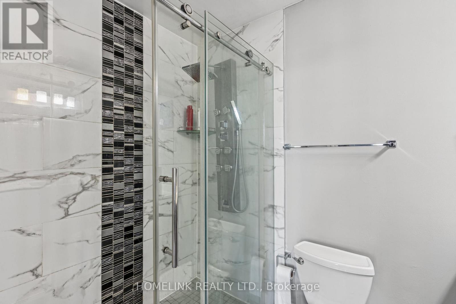 5054 TERRY FOX WAY - 31
