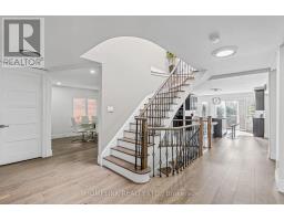 5054 Terry Fox Way, Mississauga, ON L5V1R7 Photo 15