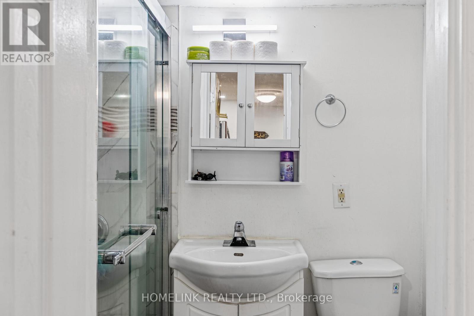 5054 TERRY FOX WAY - 42