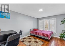 5054 Terry Fox Way, Mississauga, ON L5V1R7 Photo 28