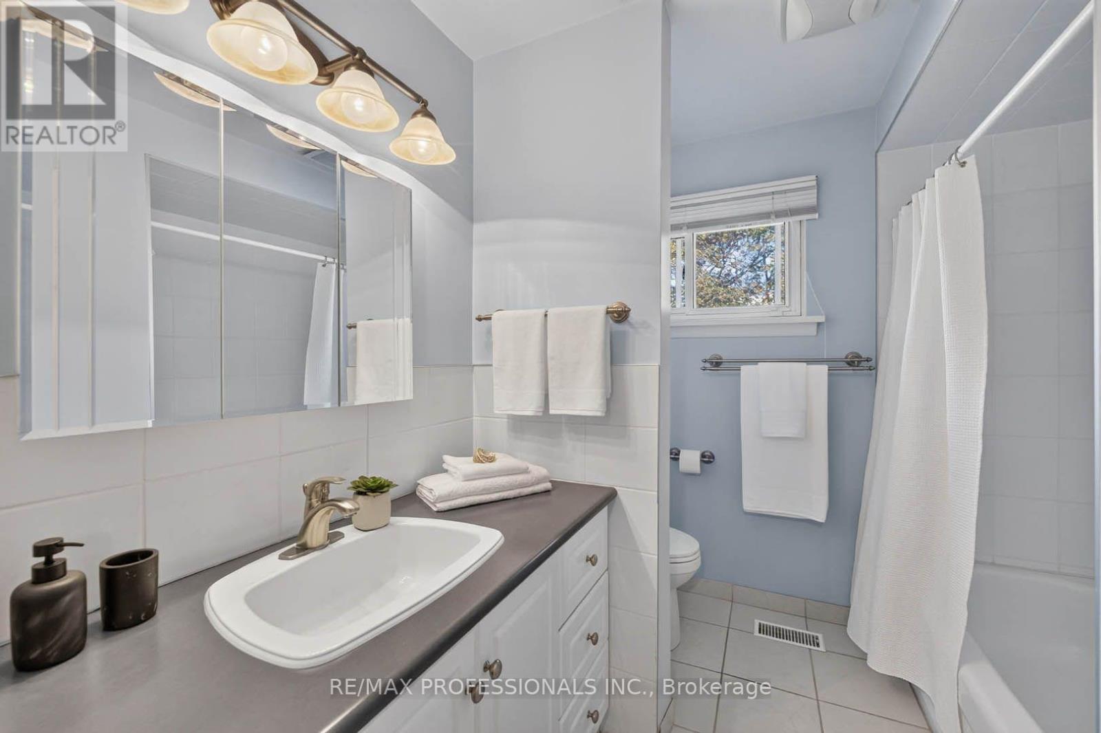 2467 Edenhurst Drive — photo 20