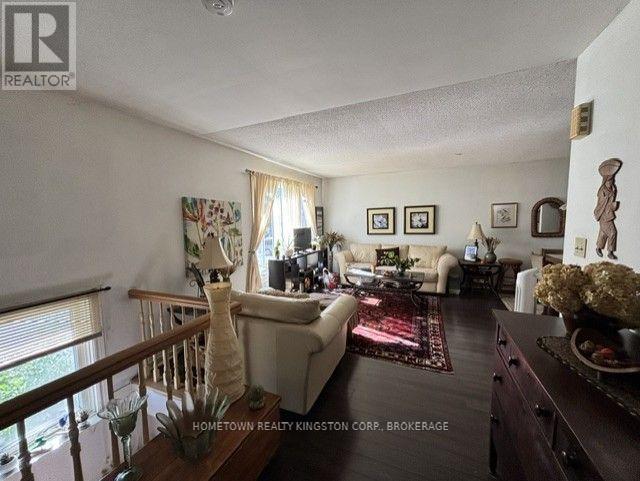 970 KILLARNEY CRESCENT, Kingston (East Gardiners Rd) — photo 3