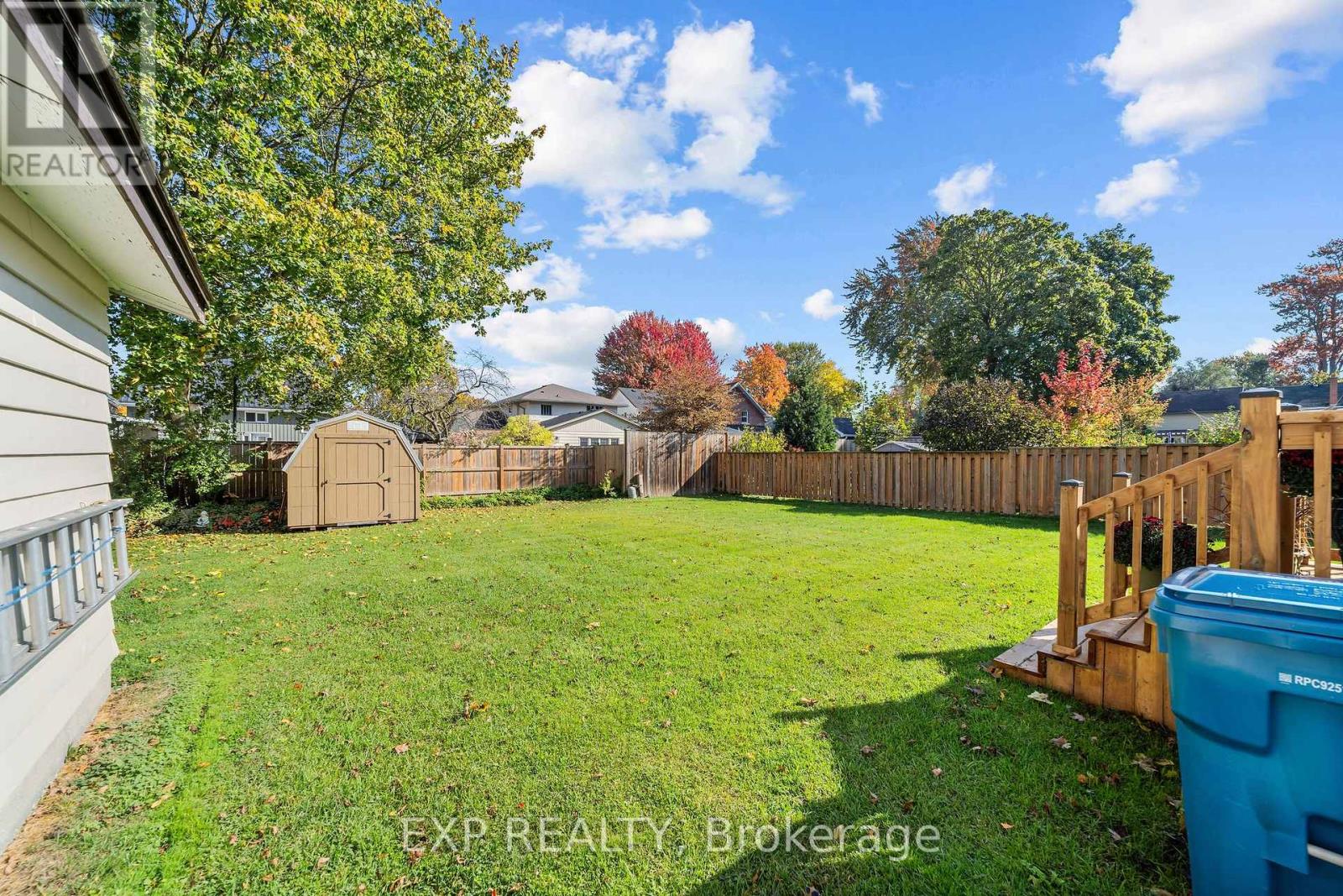 264 DOUGLAS STREET, Stratford — photo 4