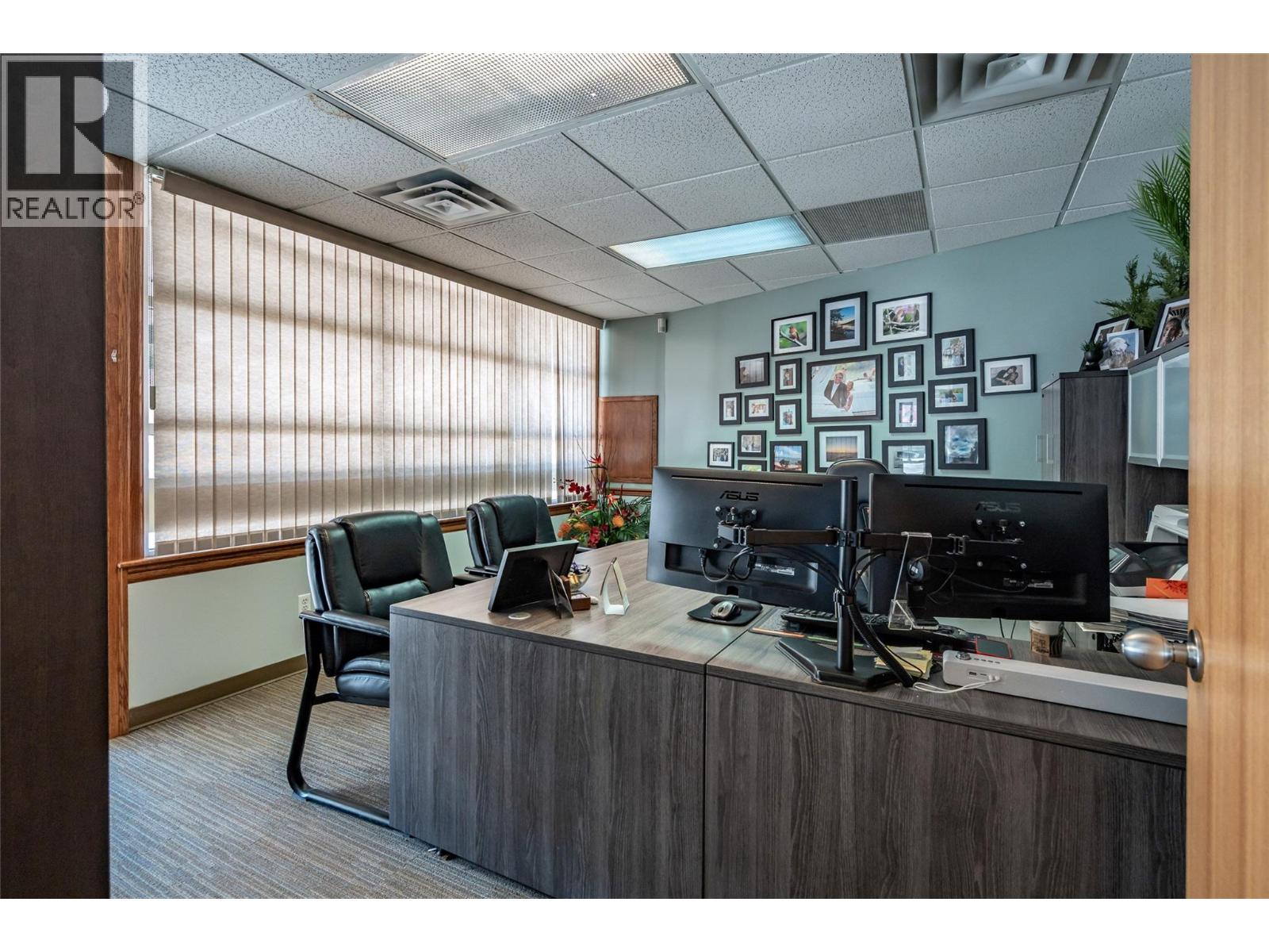  1451 Columbia Avenue, Castlegar - Image 1