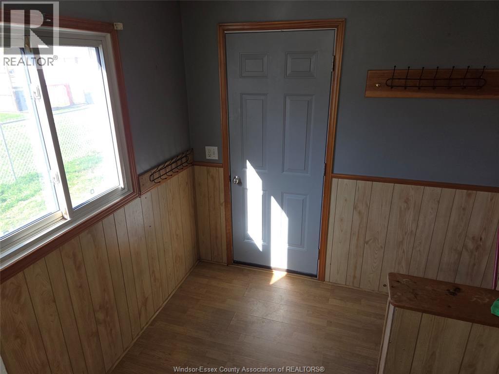 130 Duff Avenue — photo 13