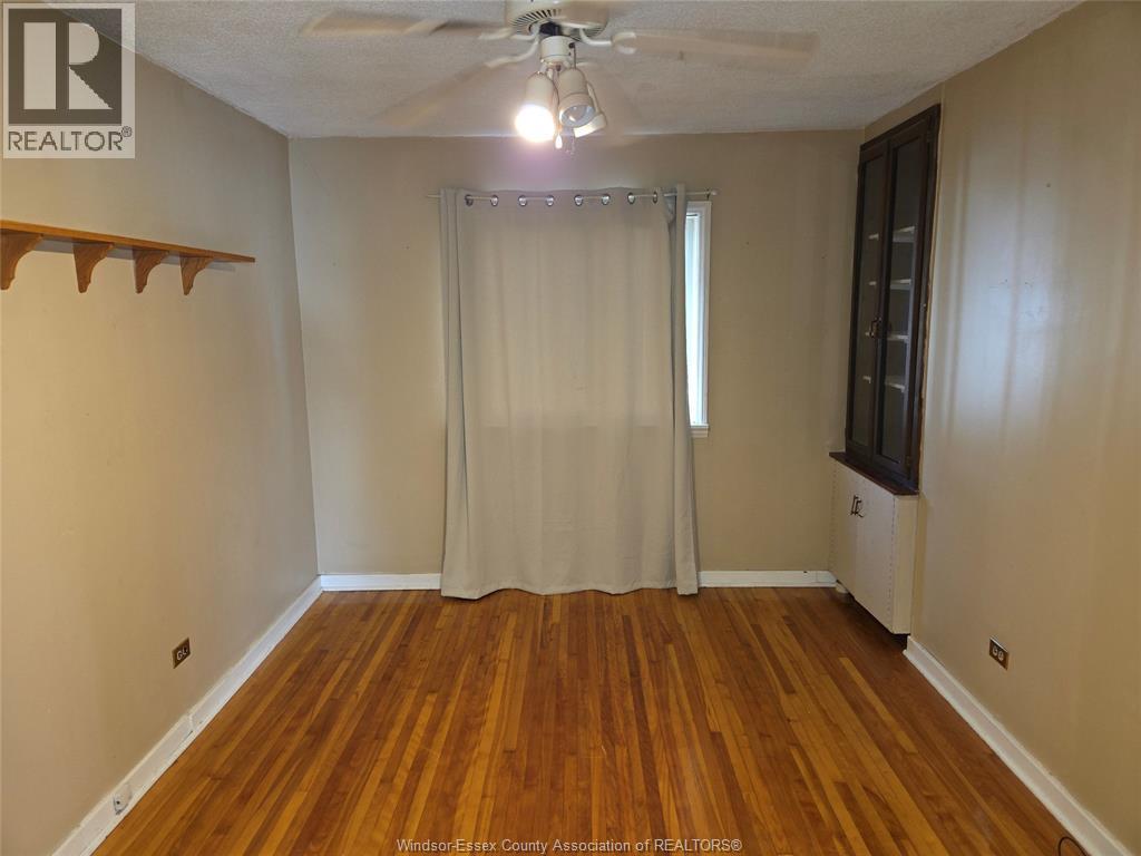 130 Duff Avenue — photo 8