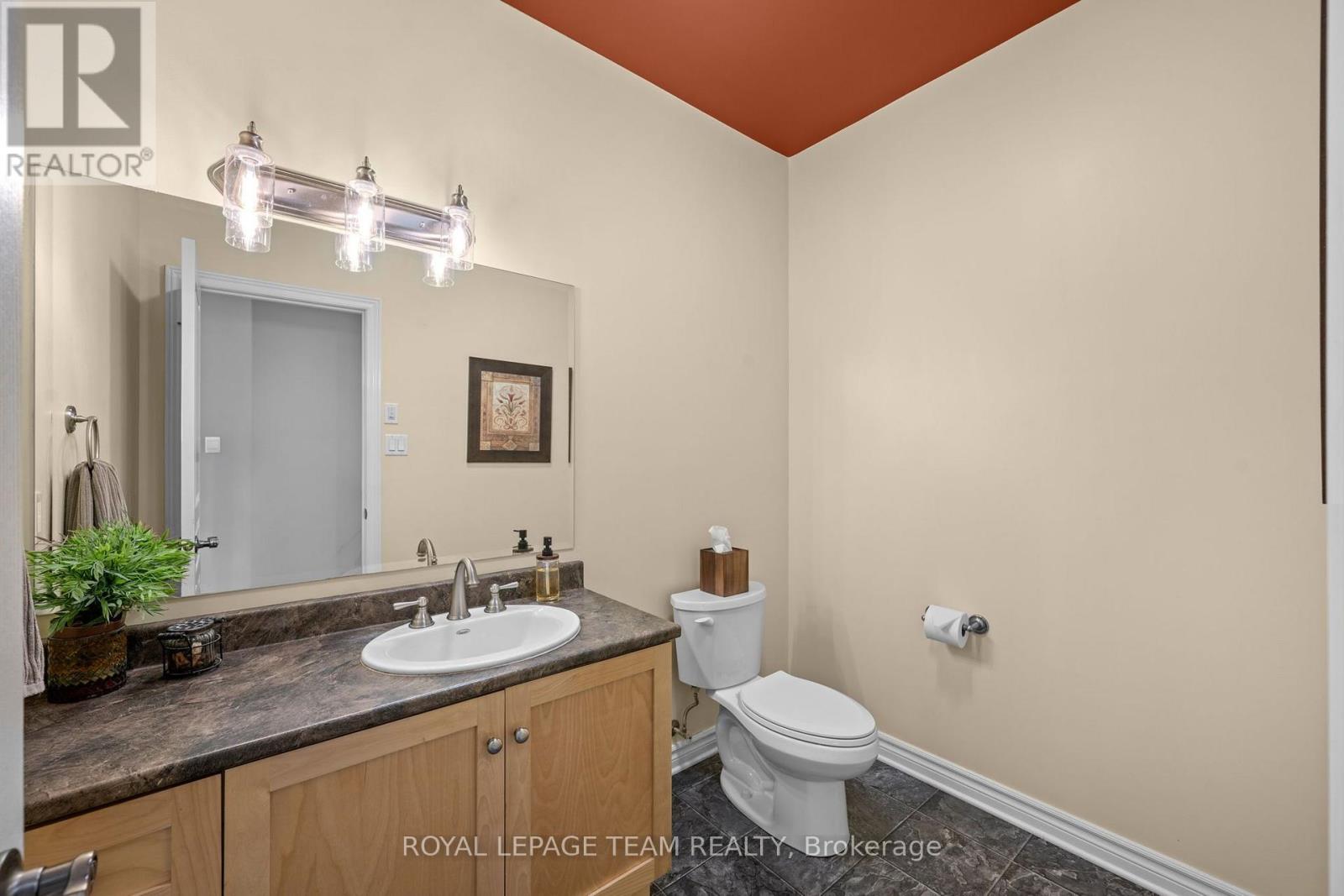 406 Mcintosh Way — photo 14