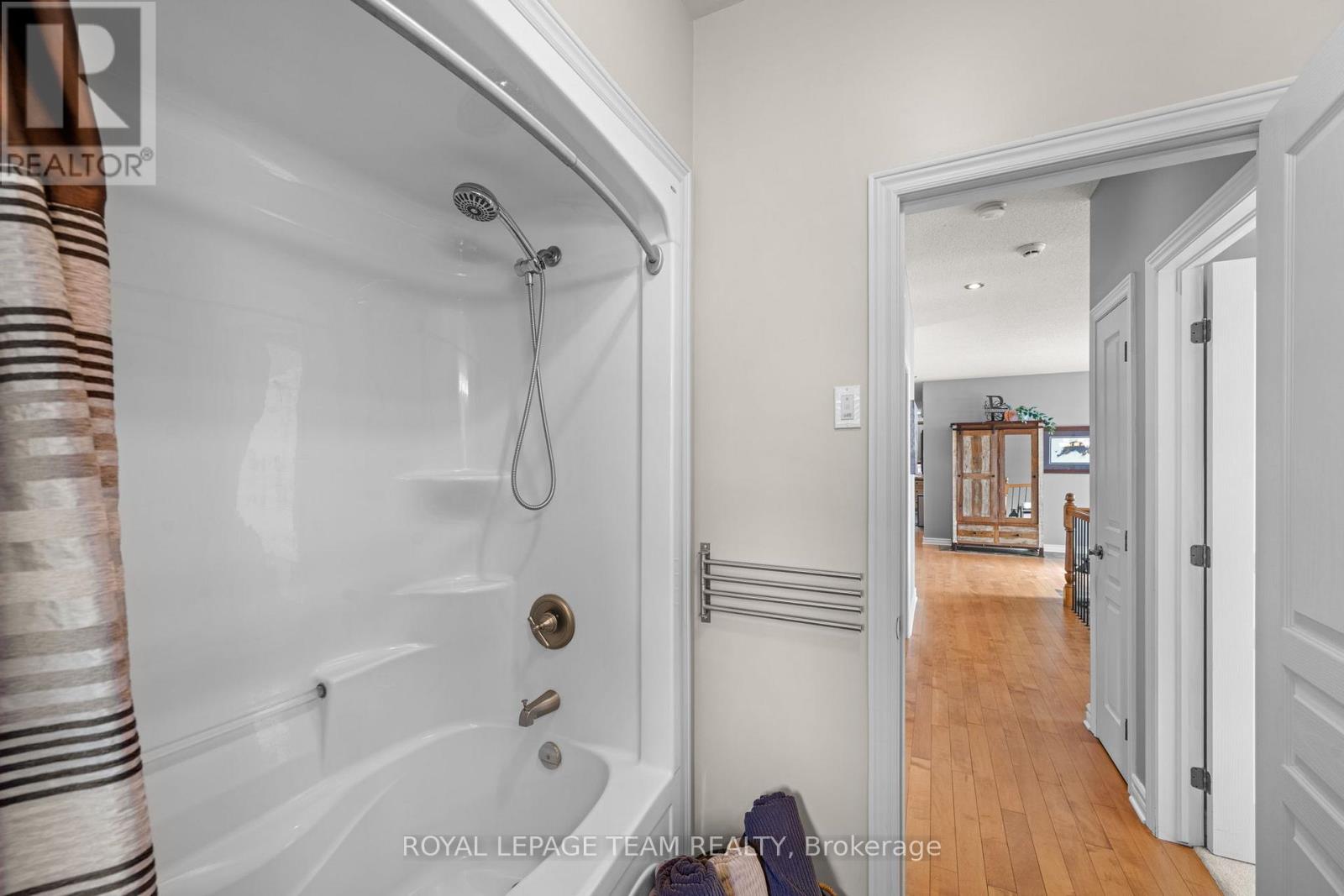 406 Mcintosh Way — photo 20