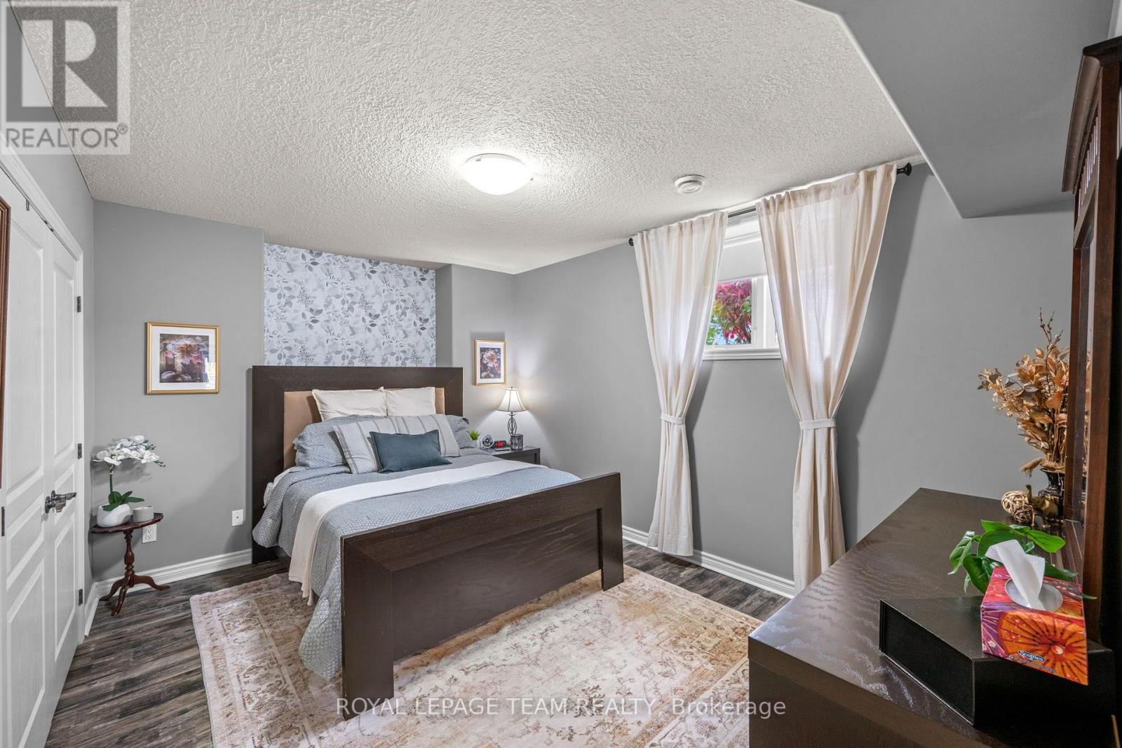 406 Mcintosh Way — photo 31