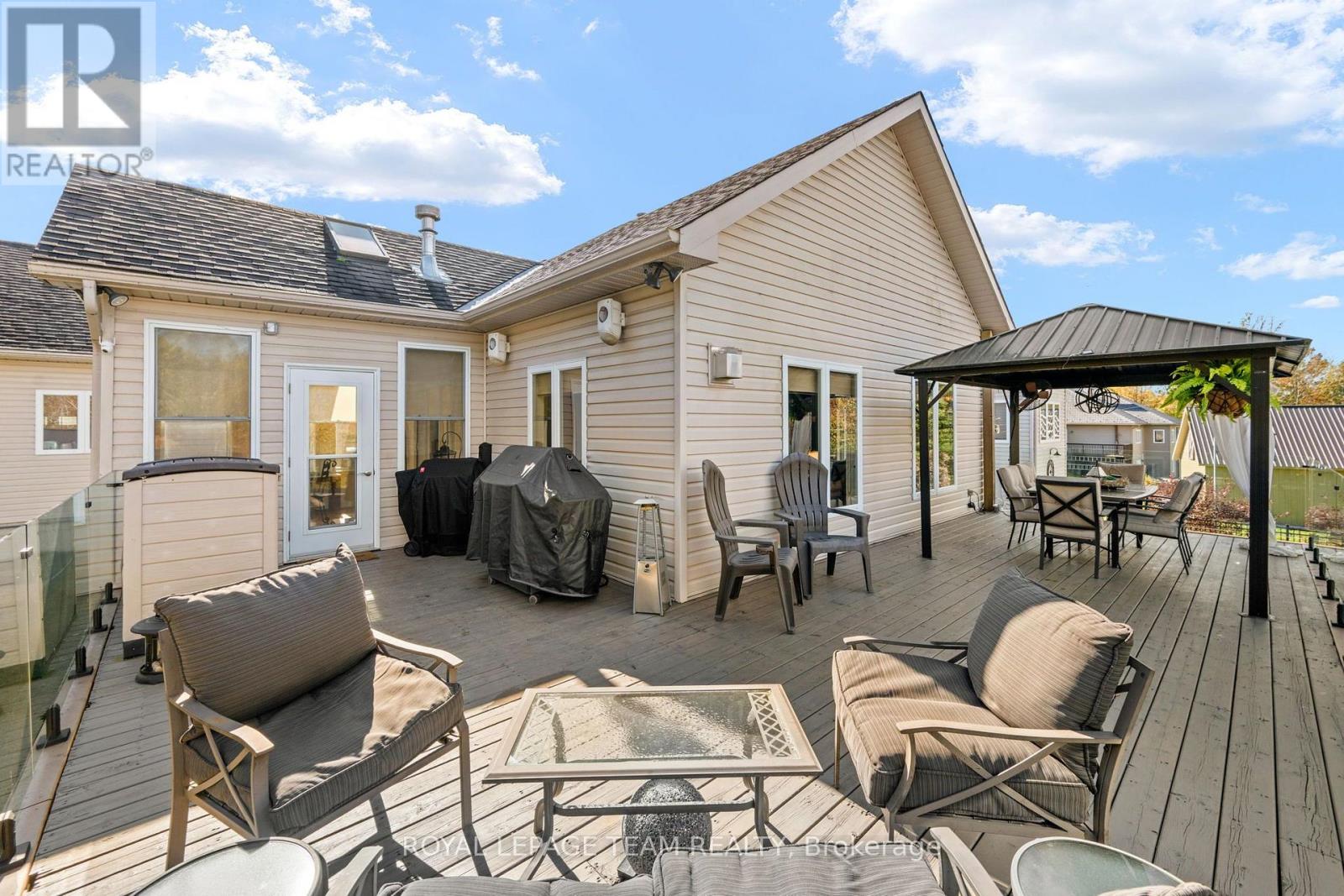 406 Mcintosh Way — photo 39