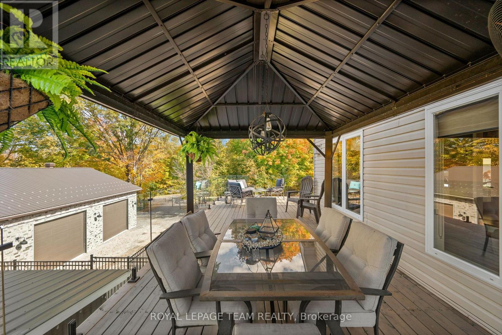 406 Mcintosh Way — photo 42