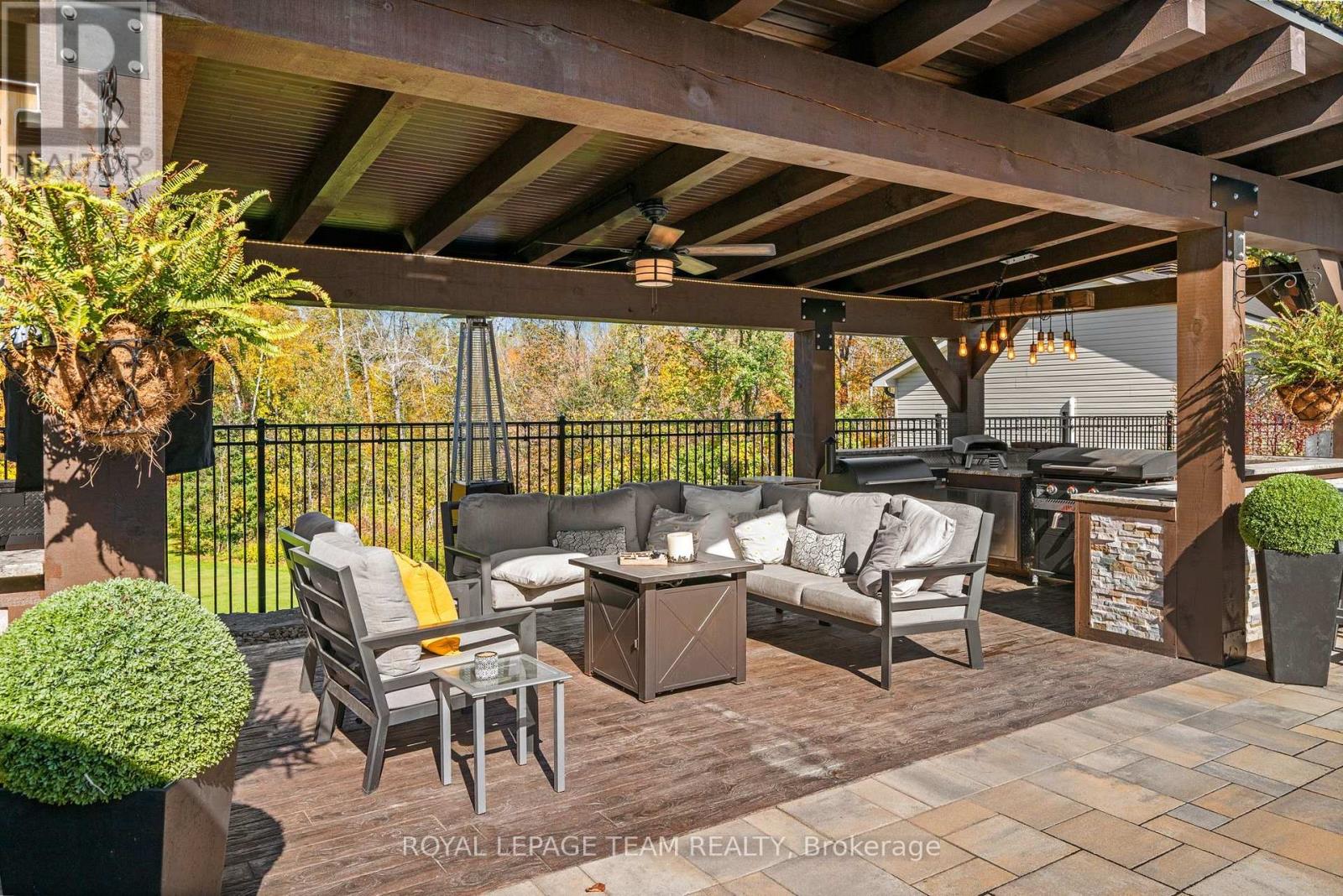 406 Mcintosh Way — photo 46