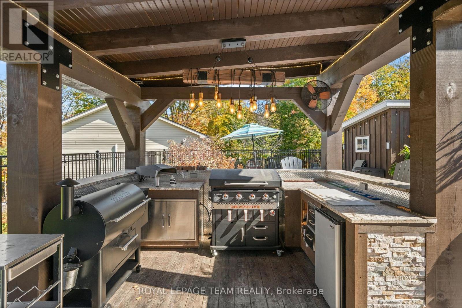 406 Mcintosh Way — photo 47