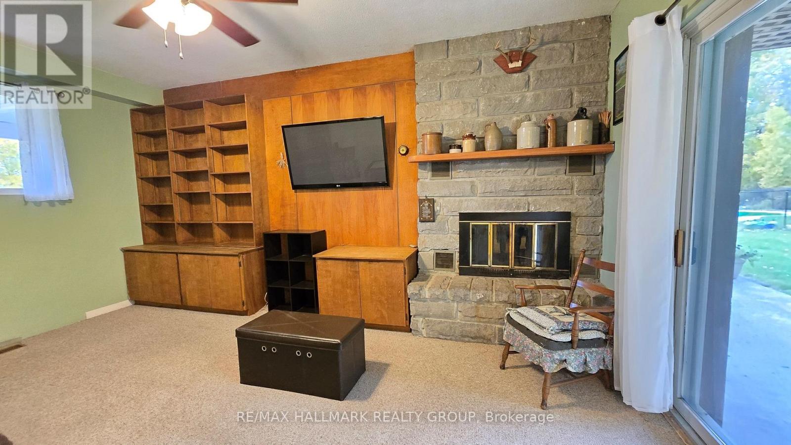 860 Munro Drive — photo 14