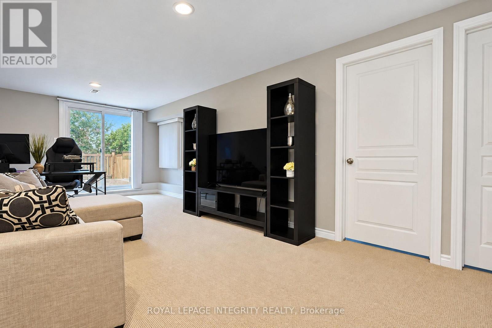 177 SADDLESMITH CIRCLE - 37