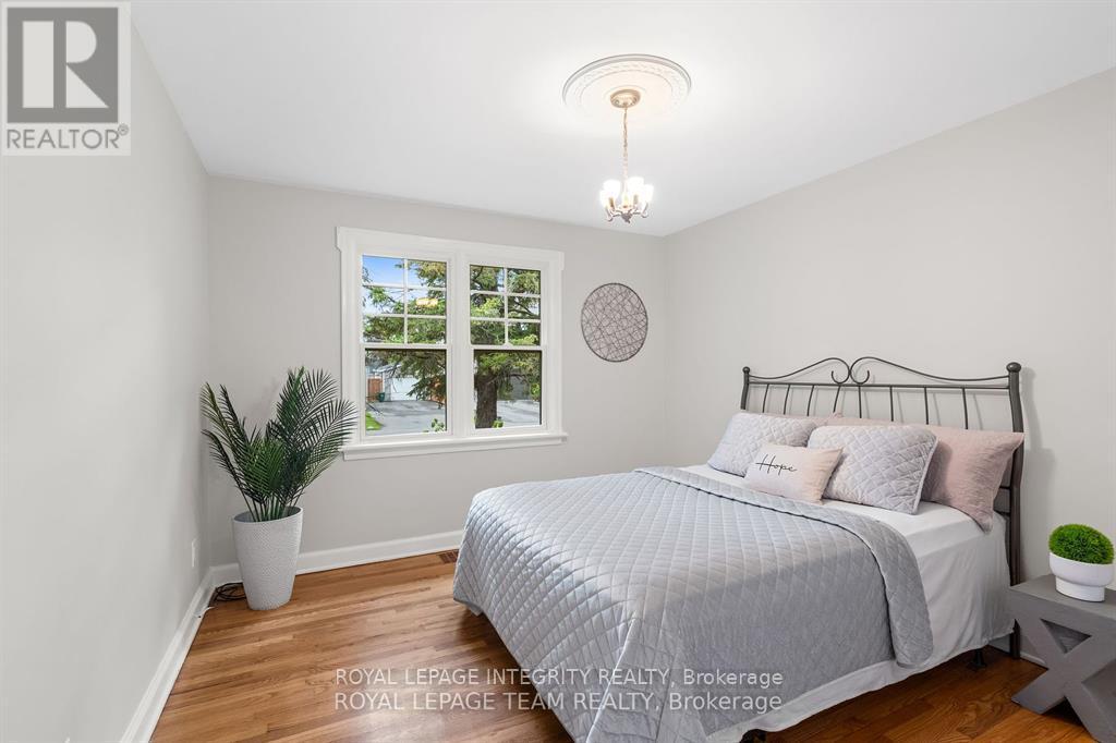 80 ST CLAIRE AVENUE, Ottawa — photo 11