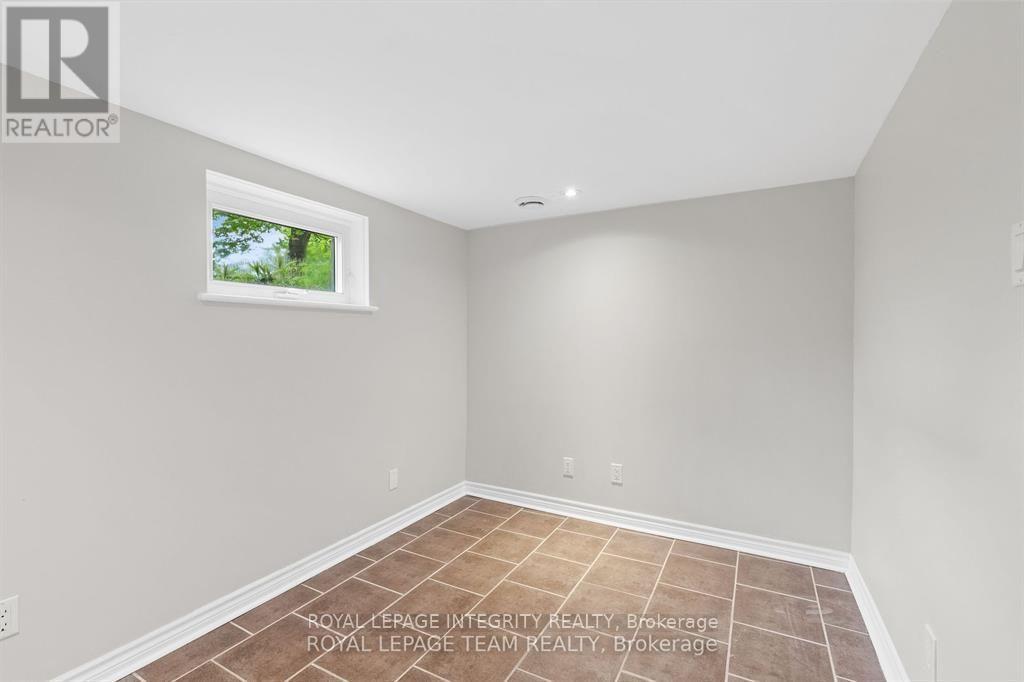 80 St Claire Avenue — photo 18