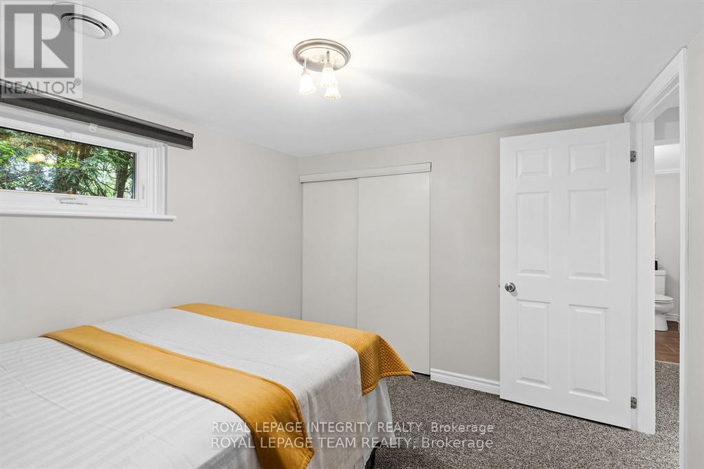 80 St Claire Avenue — photo 20